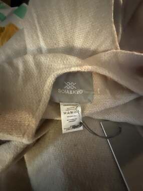 Soia & Kyo Cream Knit Sweater
